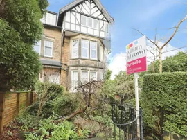 Coppice Drive, Harrogate thumb 2