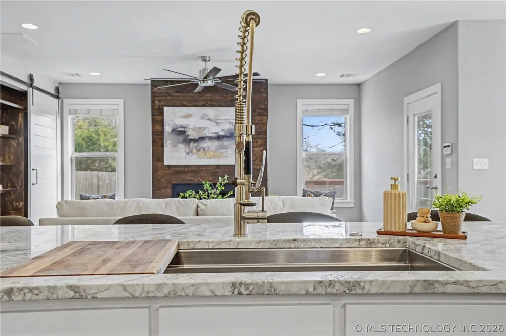 11427 S Ash St, Jenks, OK 74037