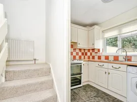 Knowlands, Highworth, Swindon thumb 3