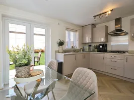 Clover Avenue, Lea Castle, KIDDERMINSTER thumb 3