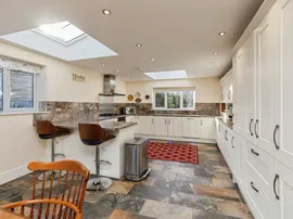 The Tynings, Corsham thumb 2