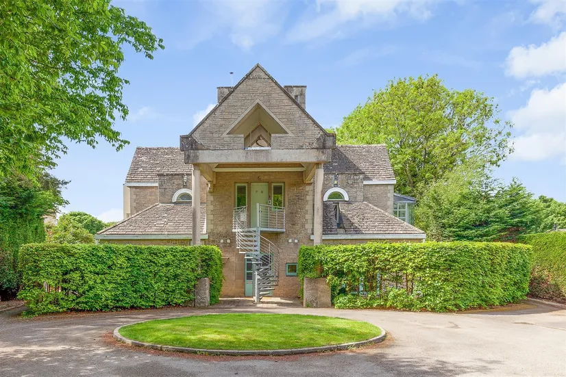 Churchfields, Stonesfield, Witney