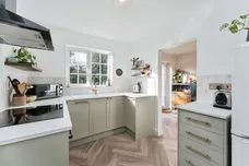 Kingfisher Close, March