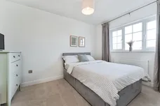 Kingfisher Close, March