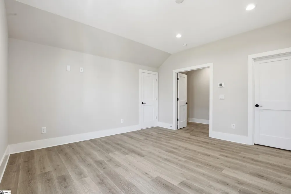 72 McNeil Ct, Greenville, SC 29609