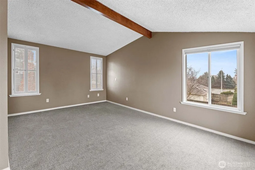 9 Elliott Ave N, Wenatchee, WA 98801