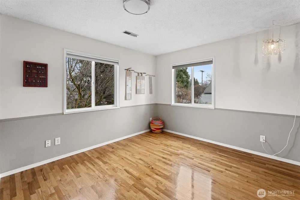 9 Elliott Ave N, Wenatchee, WA 98801