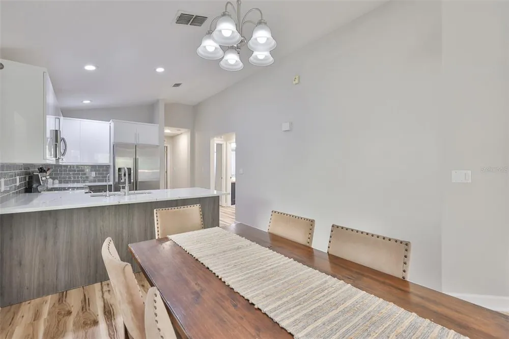 2331 W Chestnut St, Tampa, FL 33607