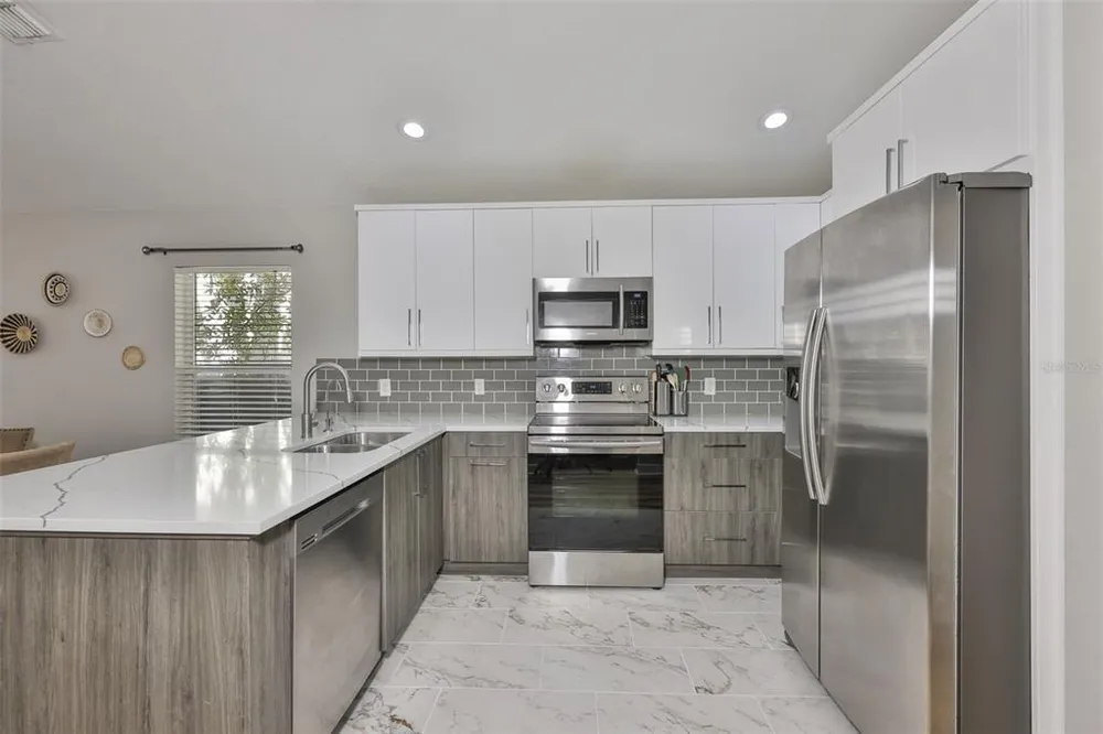 2331 W Chestnut St, Tampa, FL 33607