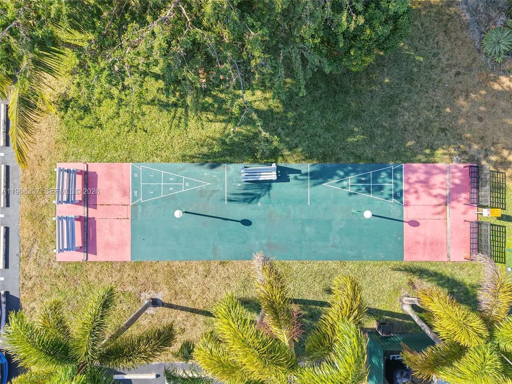 112 Royal Park Dr, Oakland Park, FL 33309