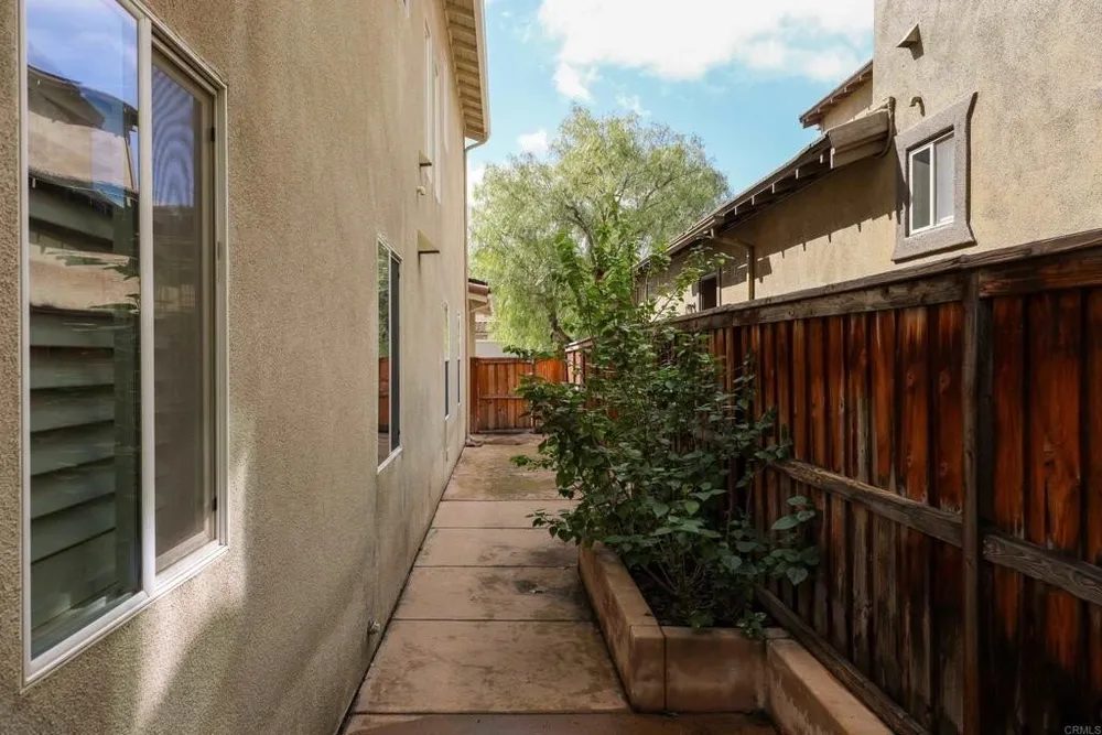 1595 Quiet Trail Dr, Chula Vista, CA 91915