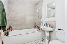 Larkspur Drive, Burgess Hill