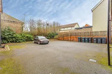 Larkspur Drive, Burgess Hill