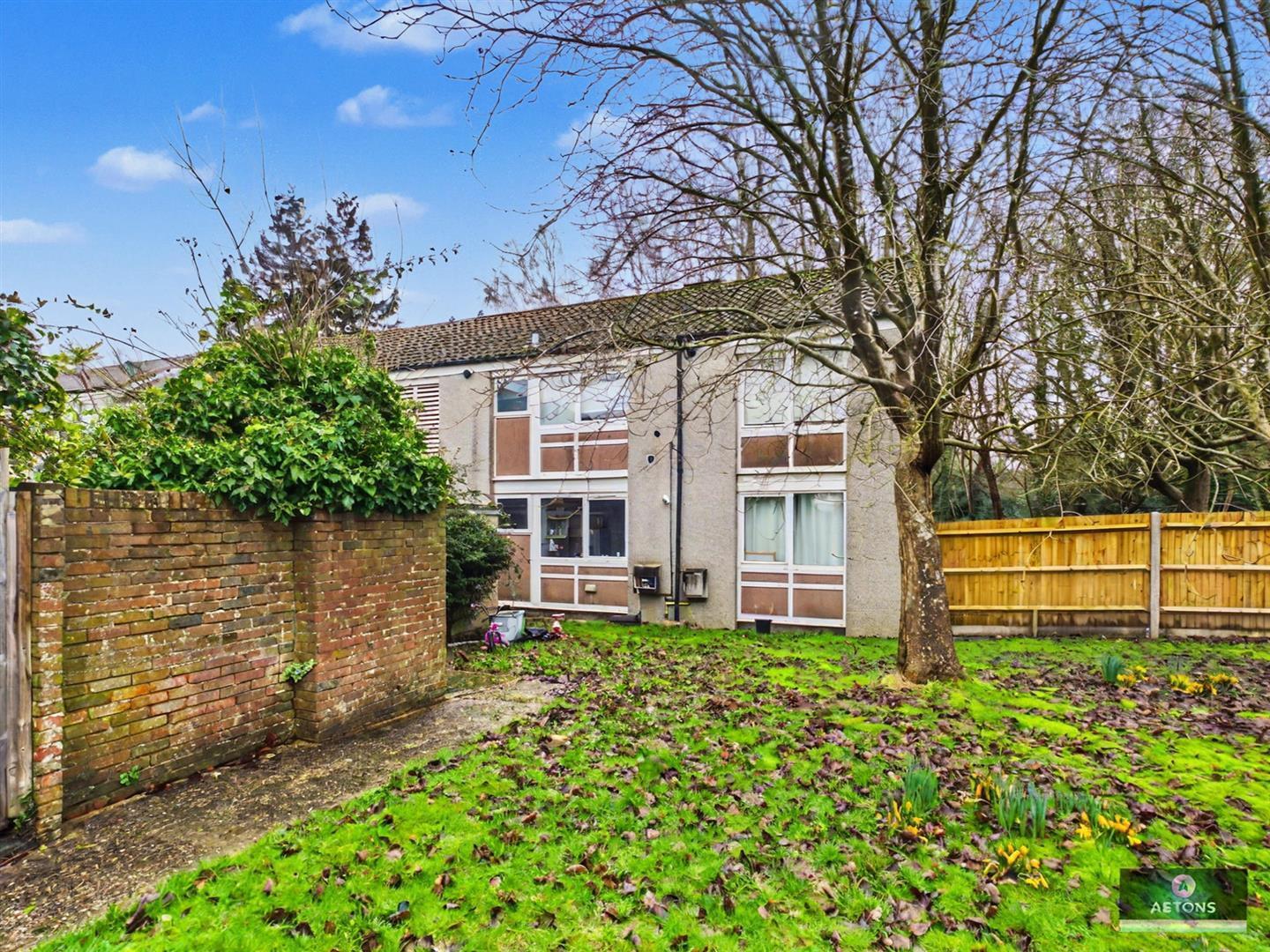 Warnham Road, Furnace Green Image 9