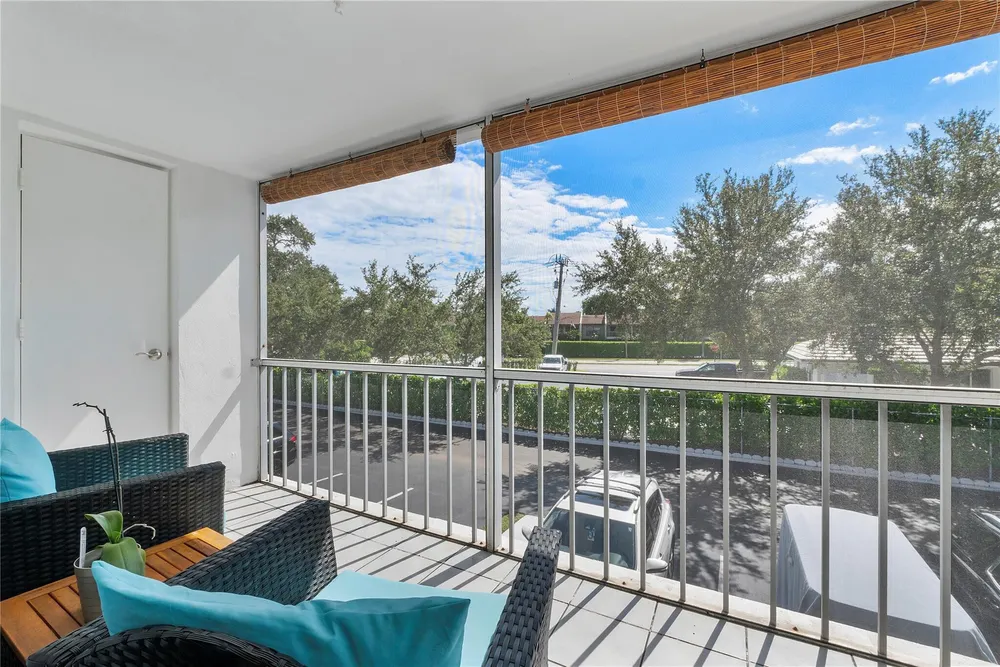 6205 Bay Club Dr, Fort Lauderdale, FL 33308
