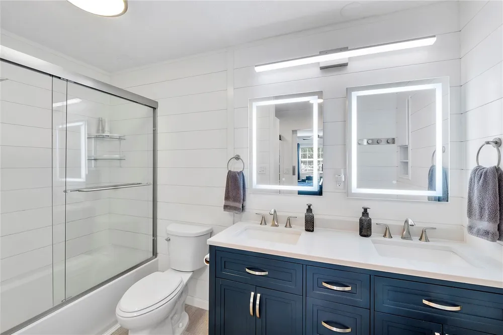 6205 Bay Club Dr, Fort Lauderdale, FL 33308