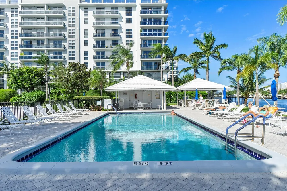 6205 Bay Club Dr, Fort Lauderdale, FL 33308