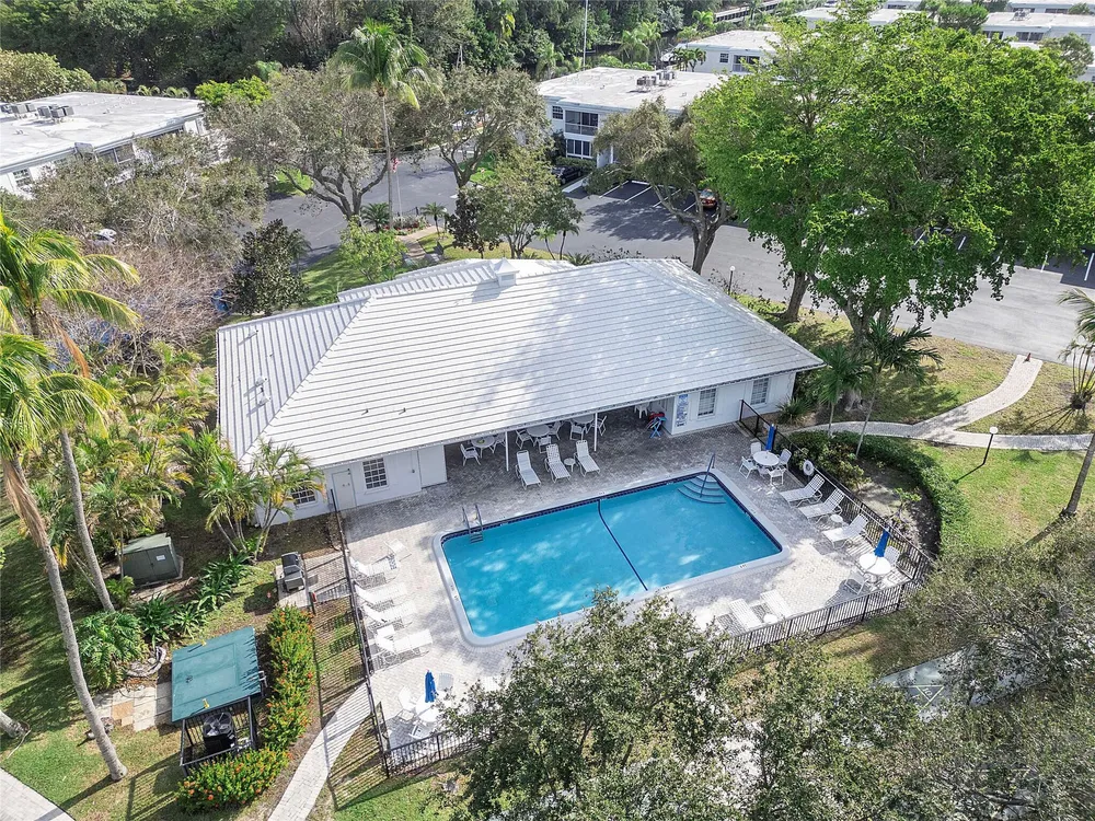 6205 Bay Club Dr, Fort Lauderdale, FL 33308