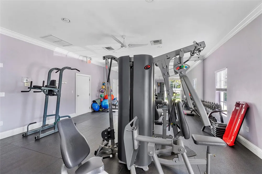 6205 Bay Club Dr, Fort Lauderdale, FL 33308