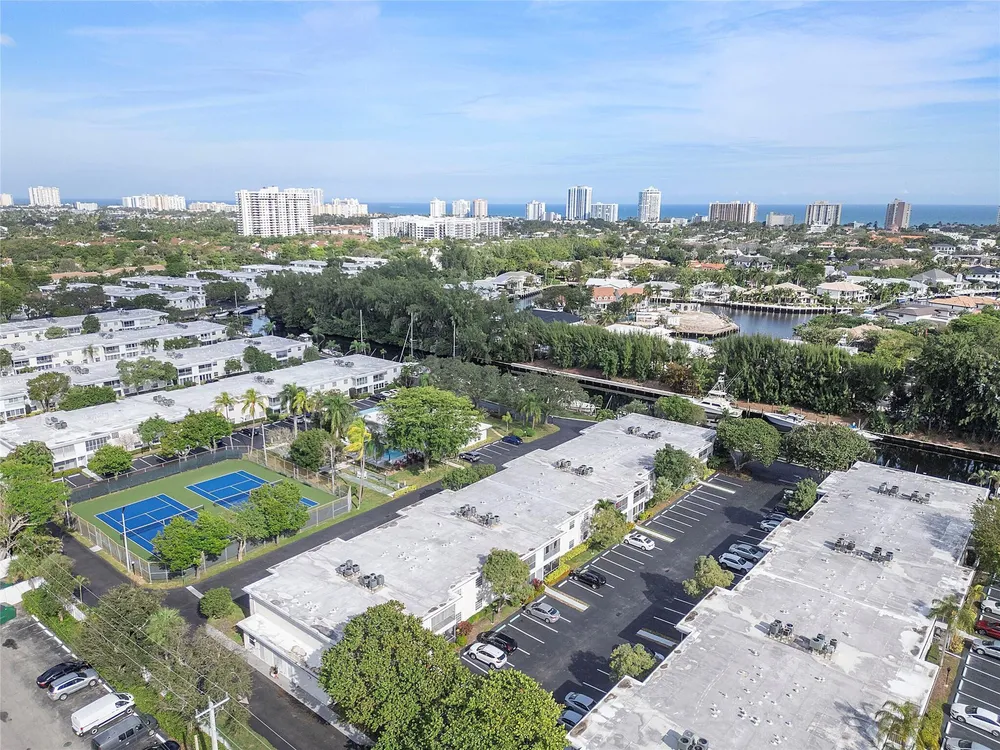 6205 Bay Club Dr, Fort Lauderdale, FL 33308