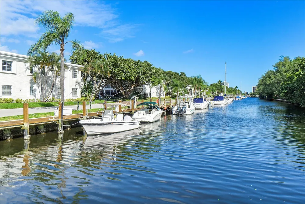 6205 Bay Club Dr, Fort Lauderdale, FL 33308