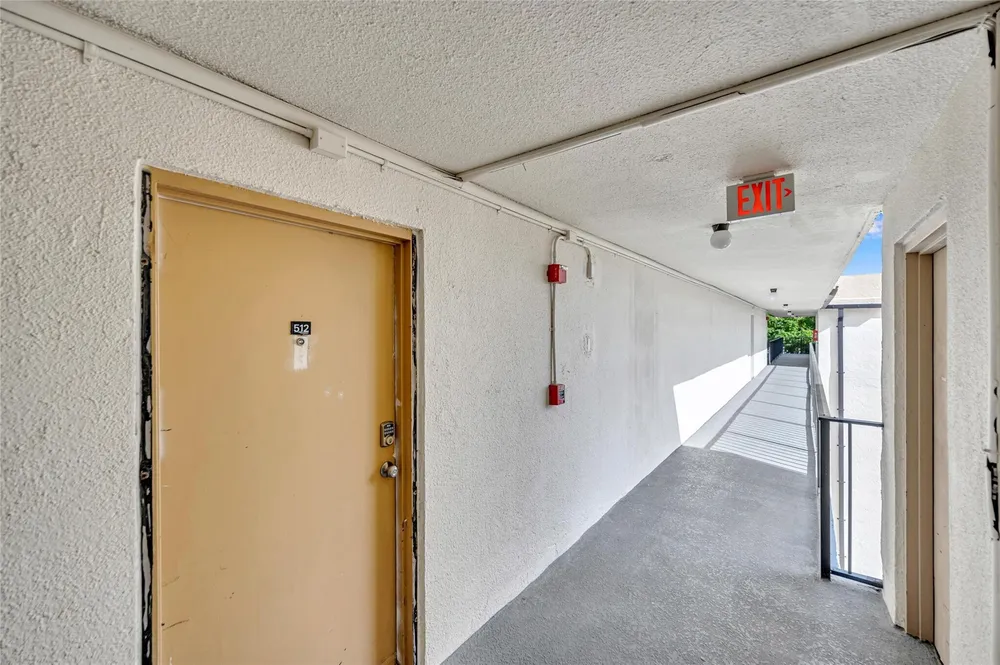6193 Rock Island Rd, Tamarac, FL 33319