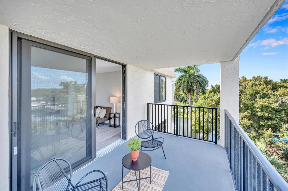 6193 Rock Island Rd, Tamarac, FL 33319