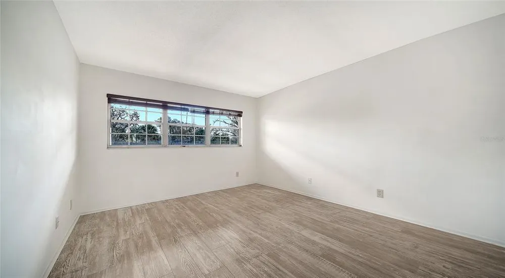 7880 Palm Aire Ln, Sarasota, FL 34243
