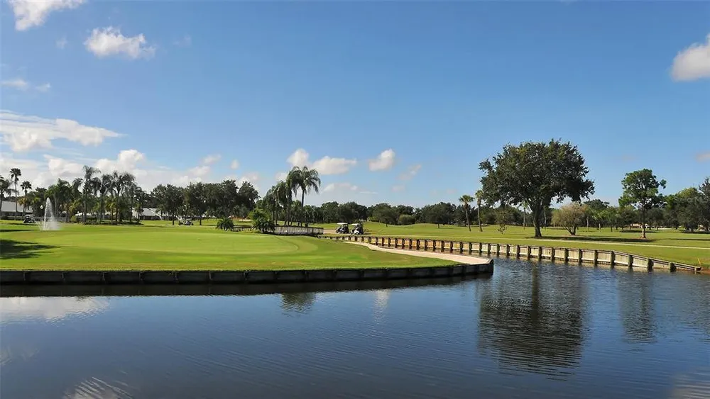 7880 Palm Aire Ln, Sarasota, FL 34243