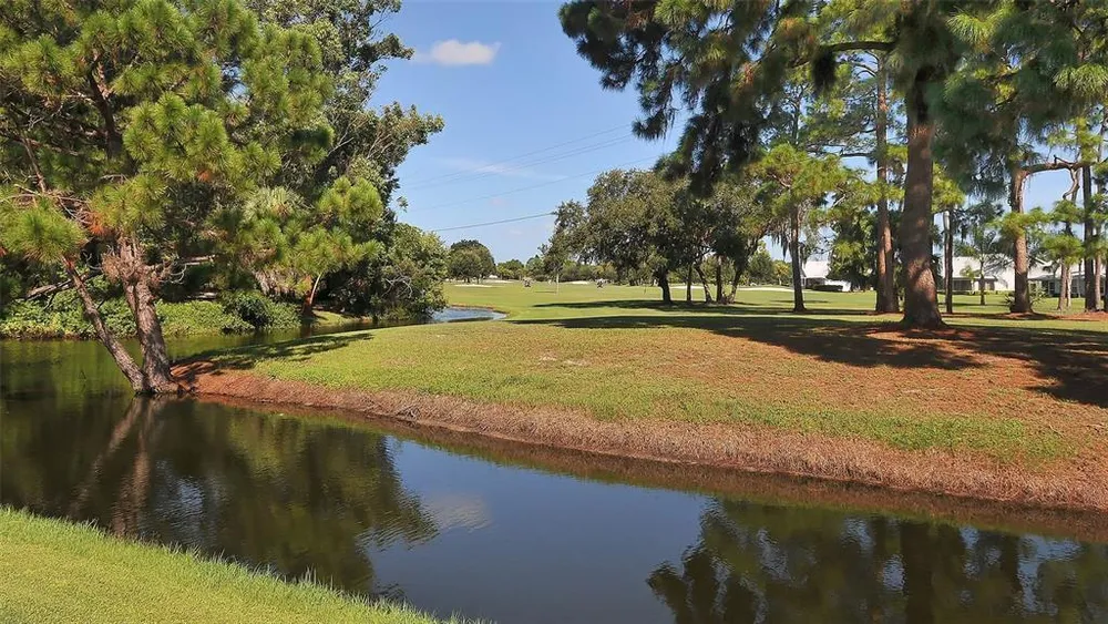 7880 Palm Aire Ln, Sarasota, FL 34243