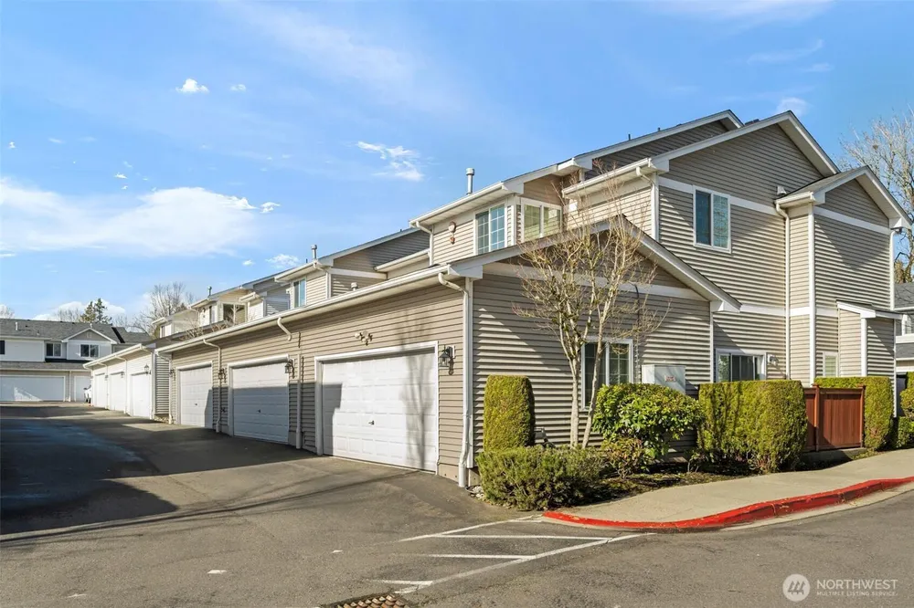 18953 108th Ln SE, Renton, WA 98055
