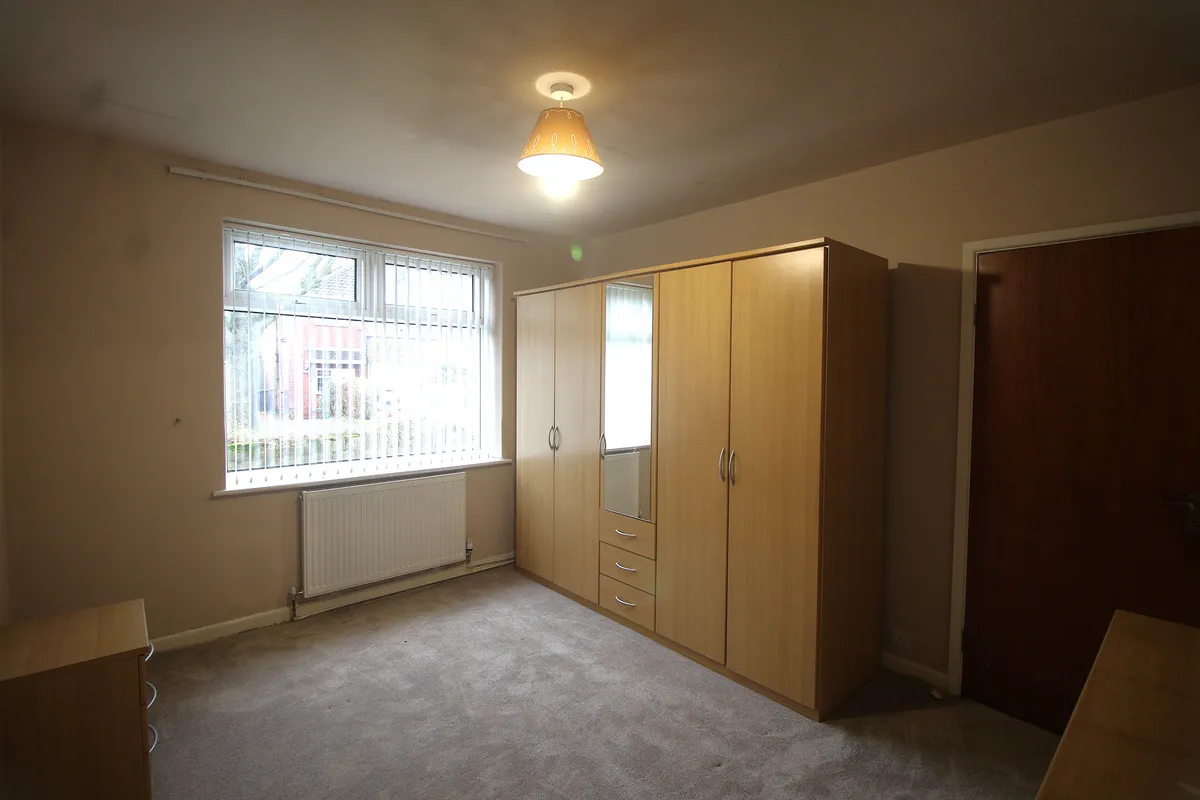 To Rent: 3-Bedroom Semi-Detached Converted Bungalow, Fairfields, OL8