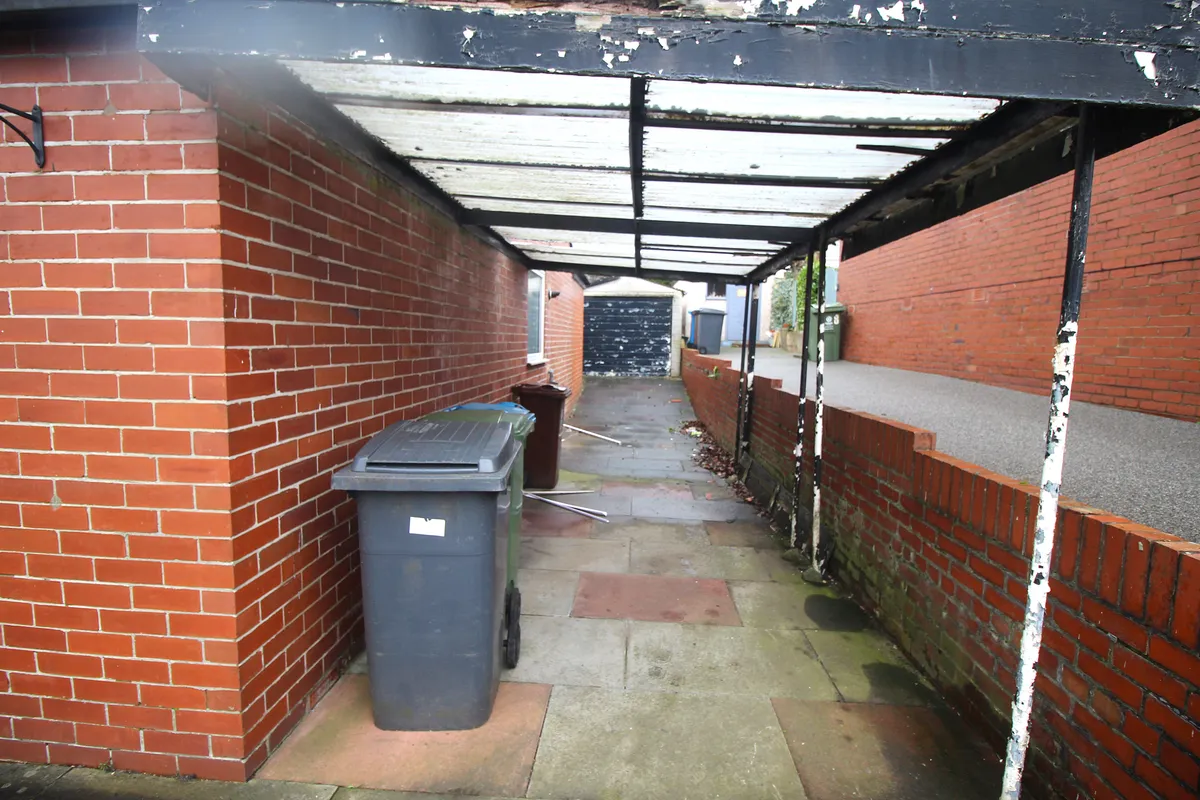 To Rent: 3-Bedroom Semi-Detached Converted Bungalow, Fairfields, OL8