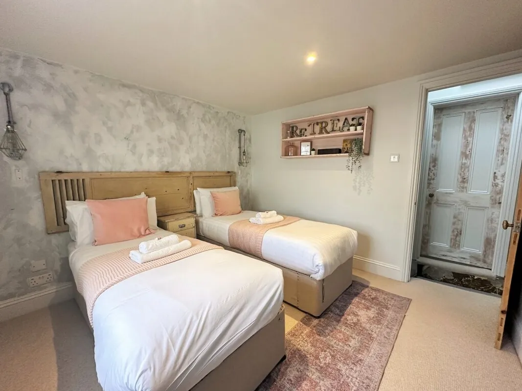 Western Street, Brighton, BN1 2PG