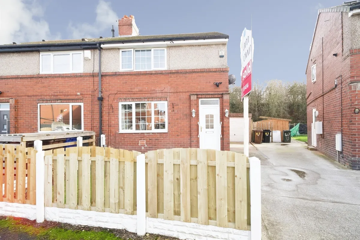 Lang Avenue, Barnsley