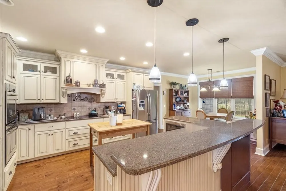 735 Bryant Rd, Cohutta, GA 30710
