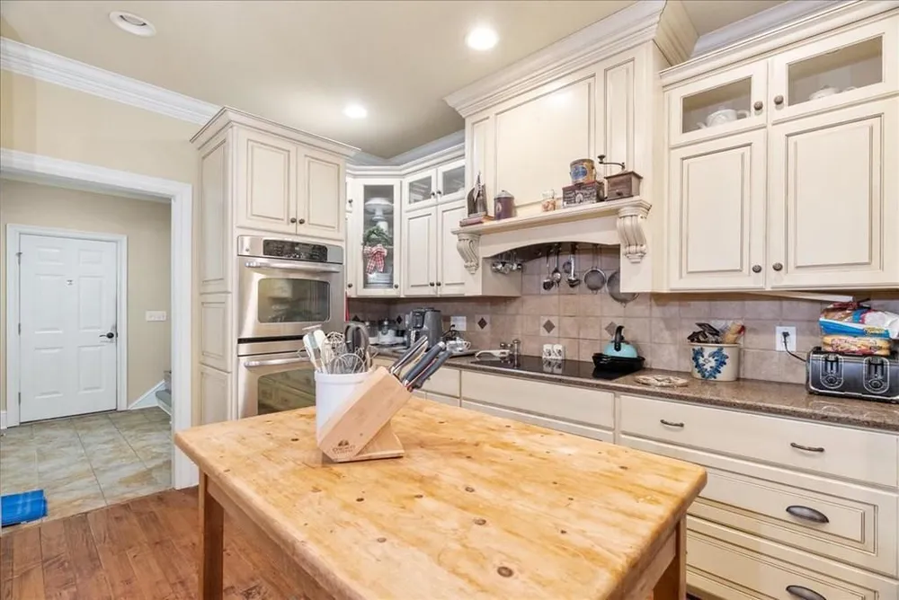 735 Bryant Rd, Cohutta, GA 30710