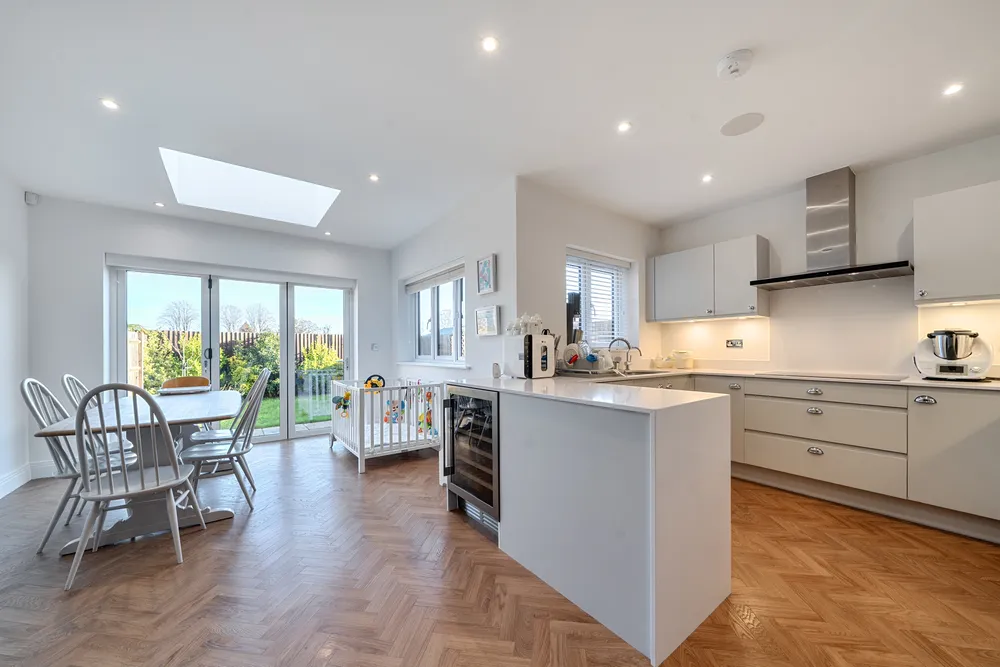 Orchard Farm Avenue, East Molesey, KT8