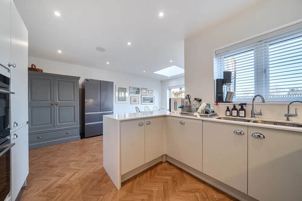 Orchard Farm Avenue, East Molesey, KT8