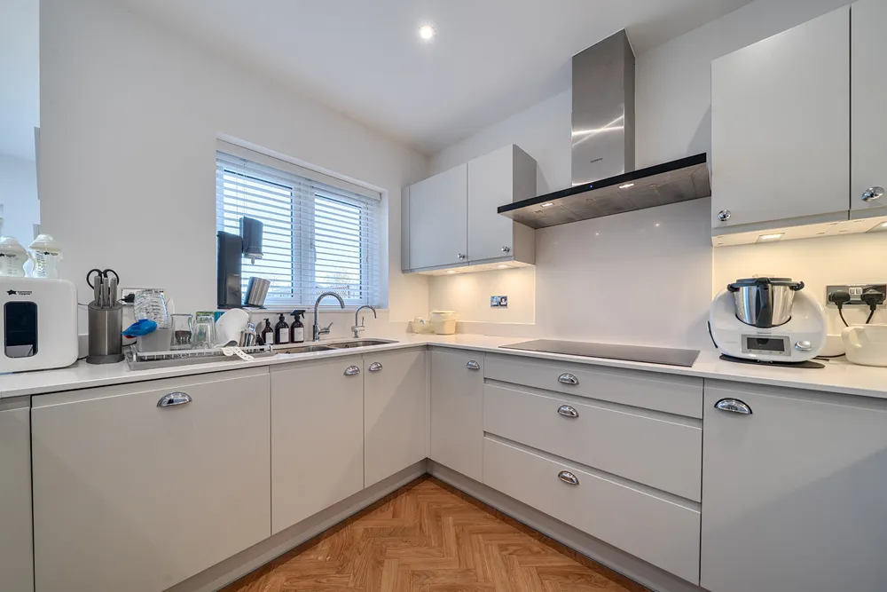 Orchard Farm Avenue, East Molesey, KT8
