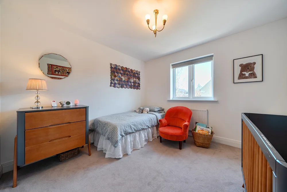 Orchard Farm Avenue, East Molesey, KT8