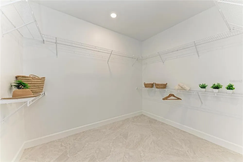 7110 Gradford Ct, Bradenton, FL 34202
