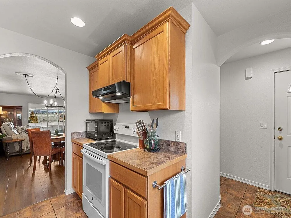 20 S Delaware Ave, Wenatchee, WA 98801