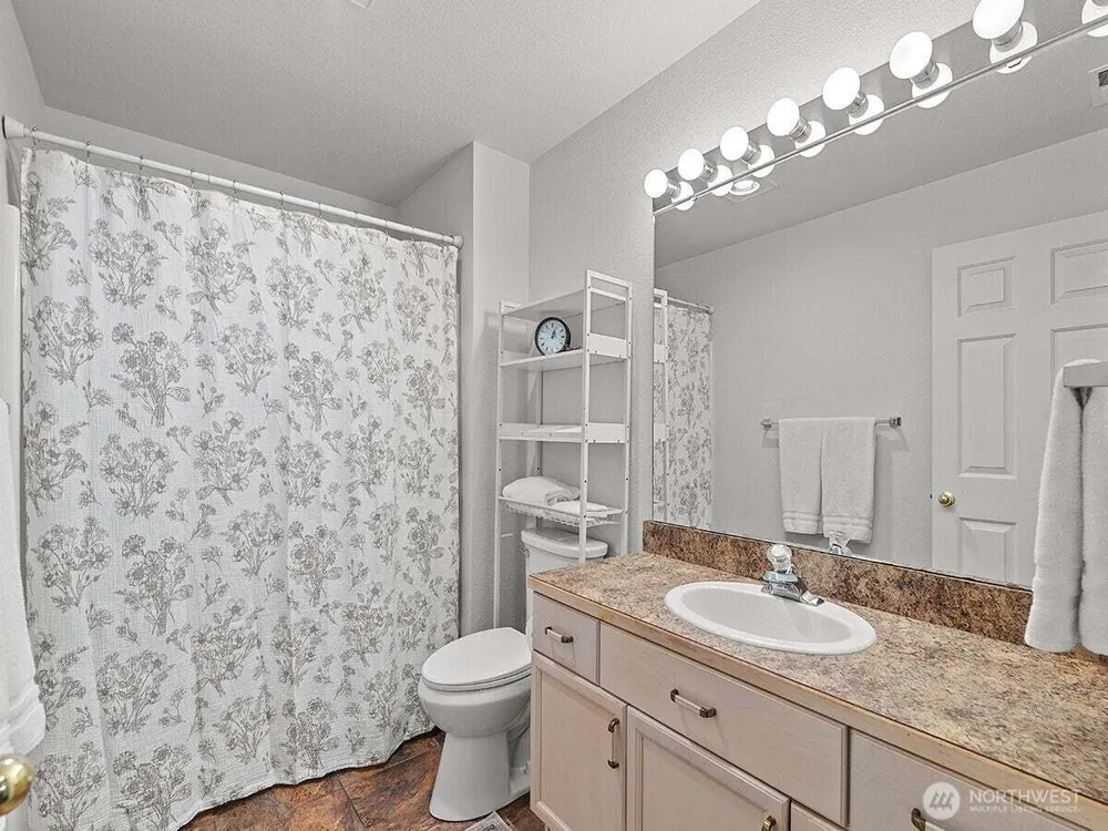 20 S Delaware Ave, Wenatchee, WA 98801