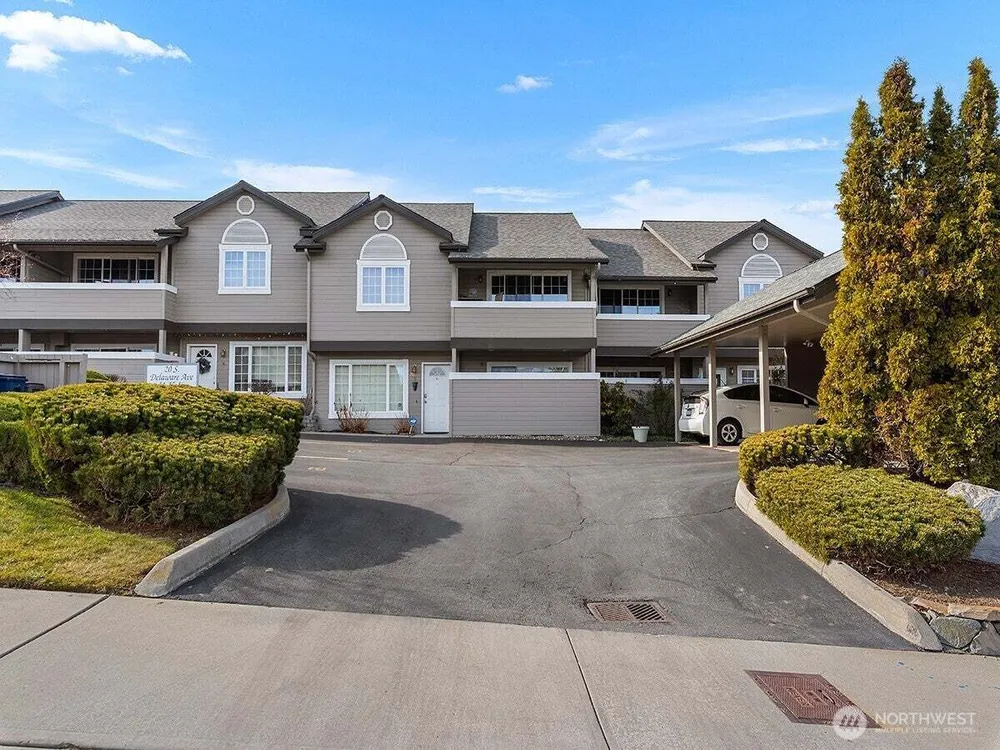 20 S Delaware Ave, Wenatchee, WA 98801