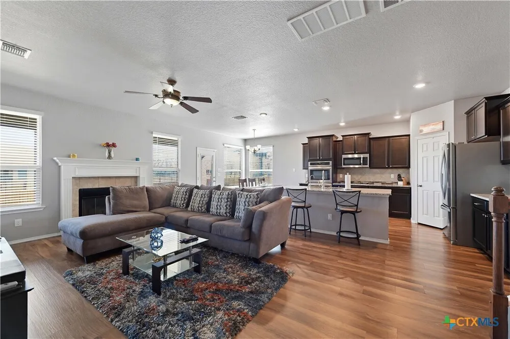 1113 Torino St, Harker Heights, TX 76548