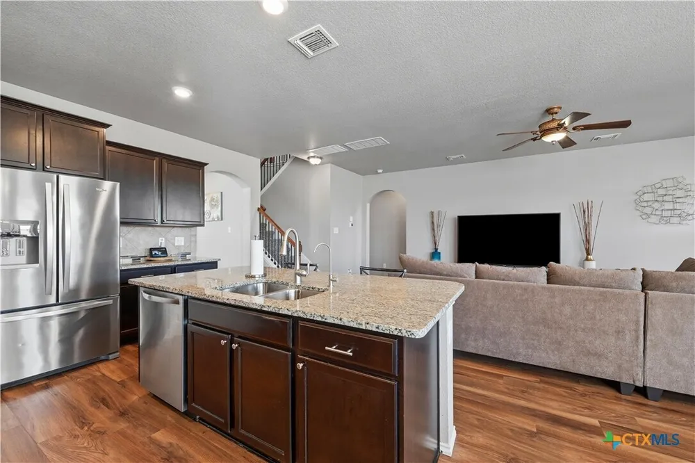 1113 Torino St, Harker Heights, TX 76548
