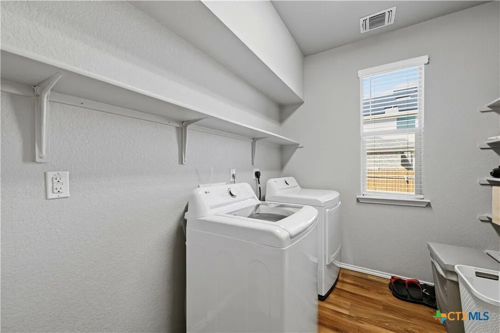 1113 Torino St, Harker Heights, TX 76548
