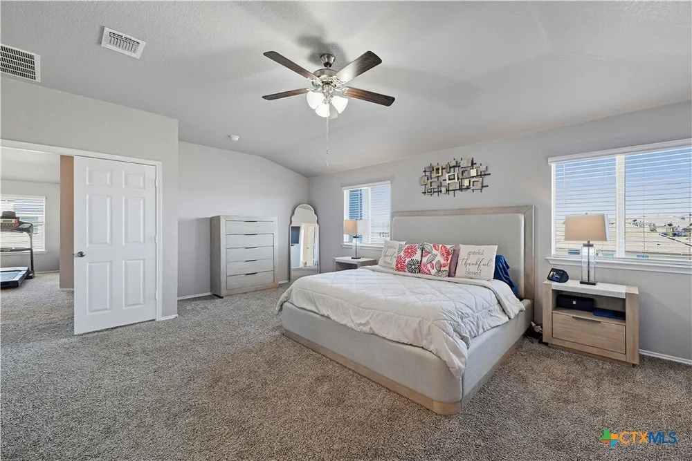 1113 Torino St, Harker Heights, TX 76548