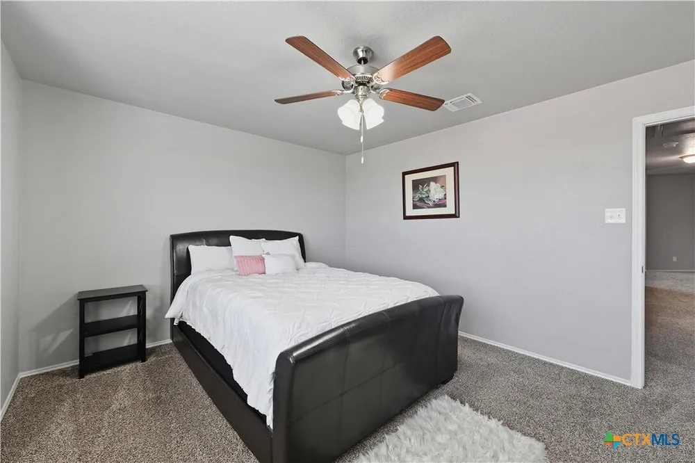 1113 Torino St, Harker Heights, TX 76548